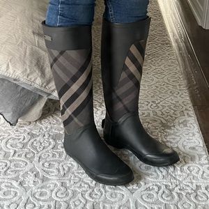 SOLD - Burberry Clemence Rain Boots Black & Grey 38